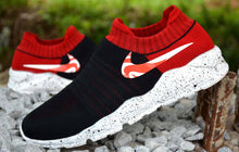 Load image into Gallery viewer, Men&#39;s Black Colourblocked Flyknit Sports Shoes - Quality Hare
