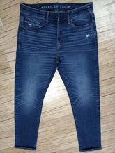 Load image into Gallery viewer, Blue Cotton Mid-Rise Jeans For Men&#39;s - Quality Hare
