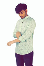 Load image into Gallery viewer, Classy Green Printed Cotton  Formal Shirt For Men - Quality Hare

